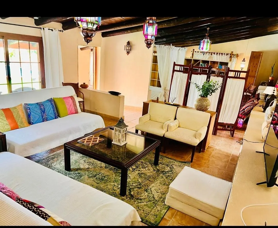 Casa rural Hostal Kalfajar Radazul